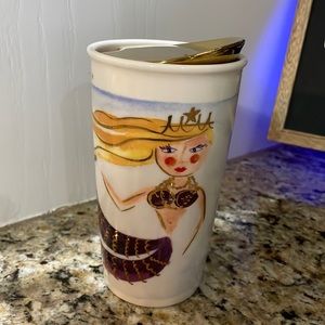 Starbucks coffee cup